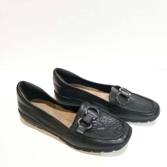 Easy Spirit Avienta Loafers-8 - Picture 6 of 7
